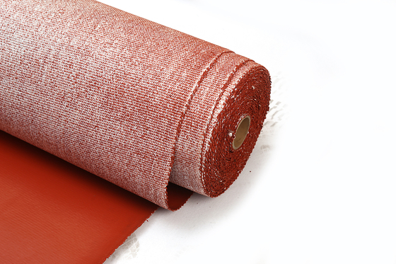 3.0m m texturizaron la capa roja del silicón del paño incombustible de la fibra de vidrio