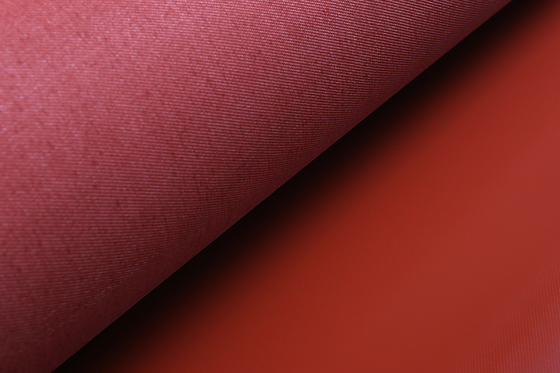 Paño revestido de la fibra de vidrio del silicón no inflamable rojo